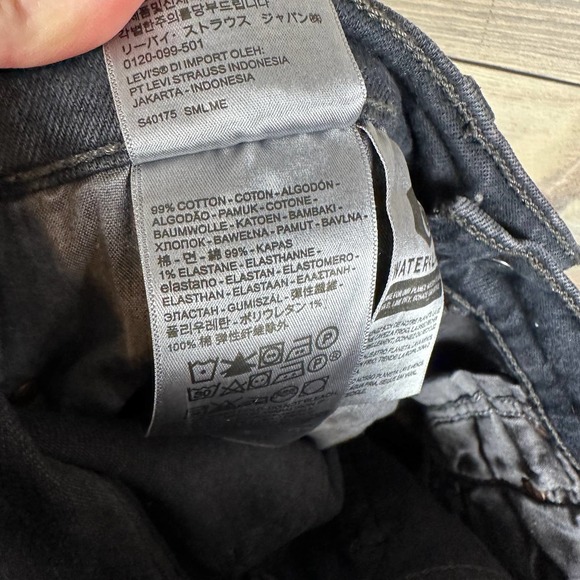 Levi's Wedgie Icon Wild Bunch Jeans - Picture 7 of 8